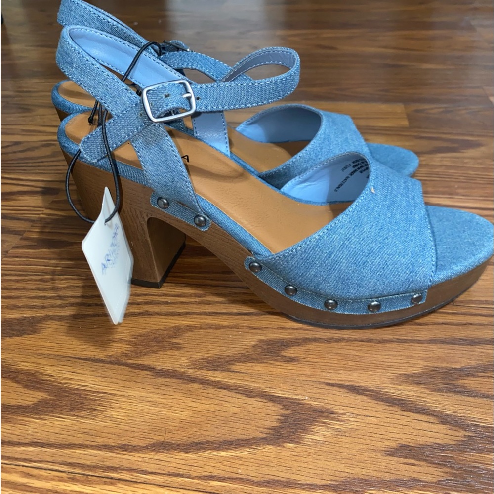 Arizona Jean Co  denim Womens Heather Heeled Sandals size 9
